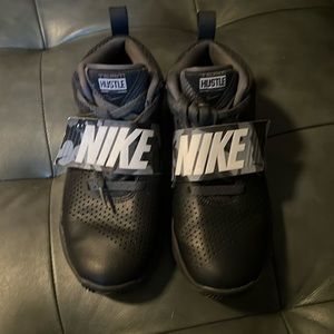Nike hustle kids basketball shoes